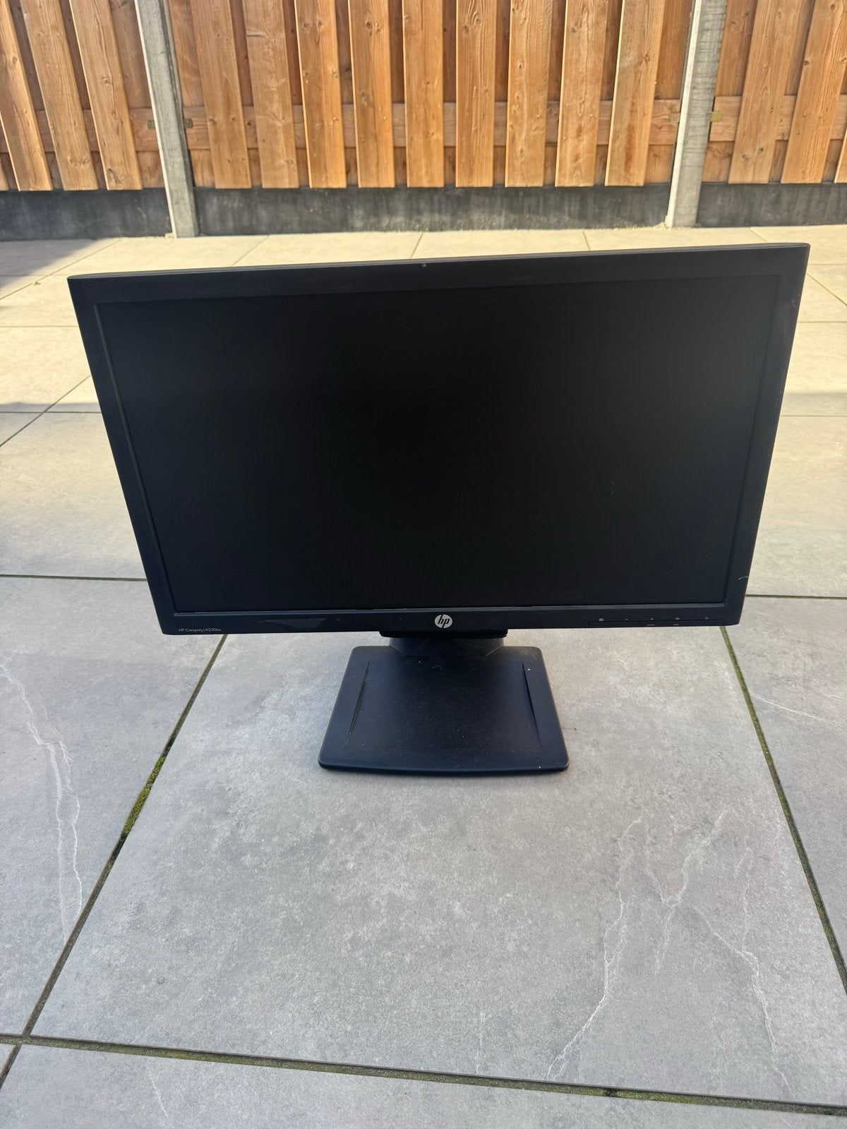 HP Compaq LA2205wg Monitor - Zo goed als nieuw, Computers en Software, Ophalen, Zo goed als nieuw