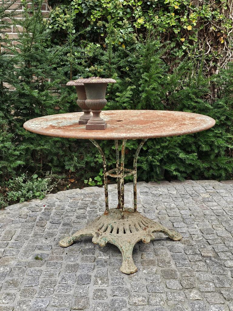Aparte antieke Franse gietijzeren TUINTAFEL, Ophalen