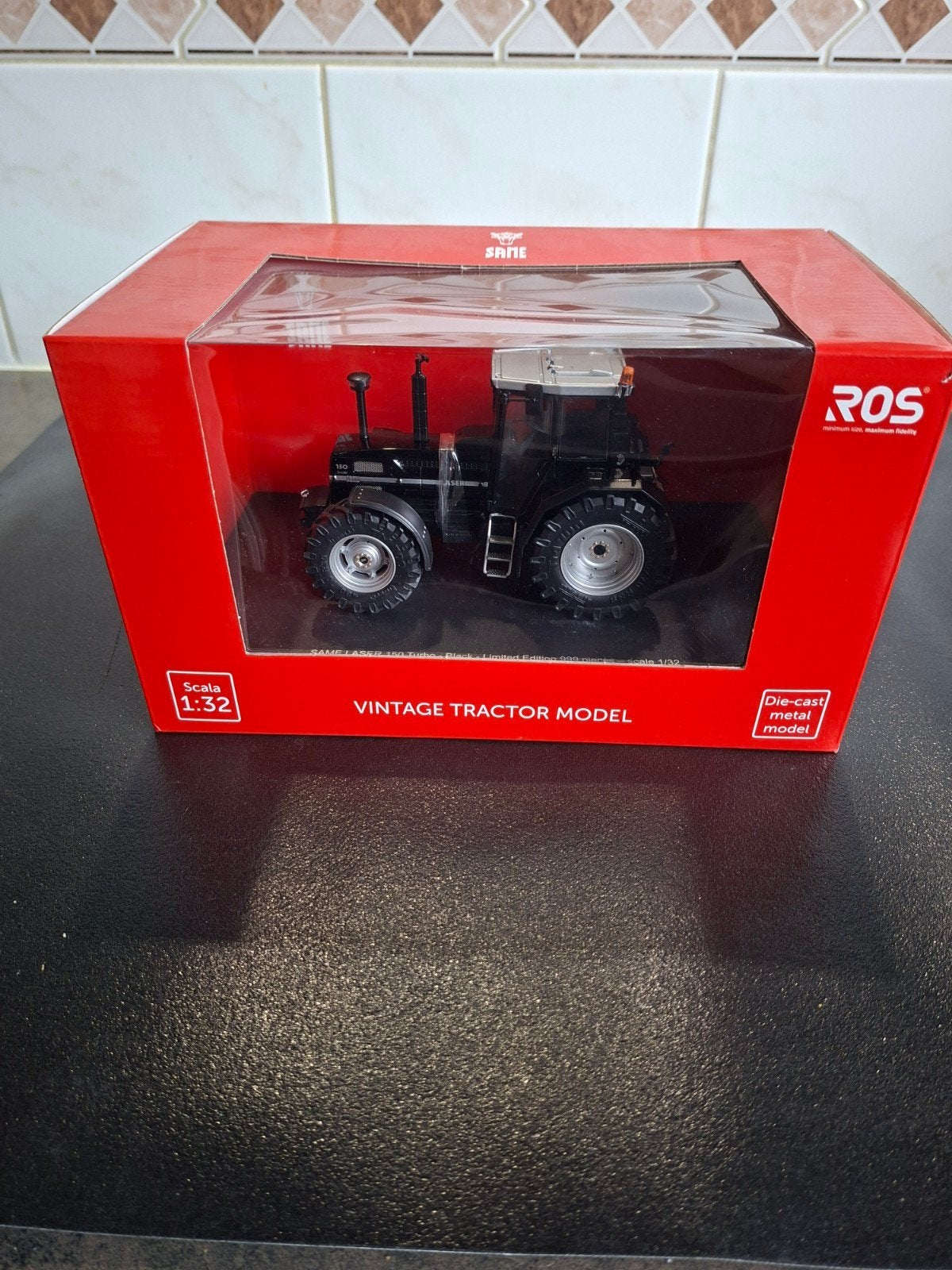 Same laser 150 Black limit edition nieuwe in doos, Ophalen of Verzenden, Nieuw, Auto, Overige merken