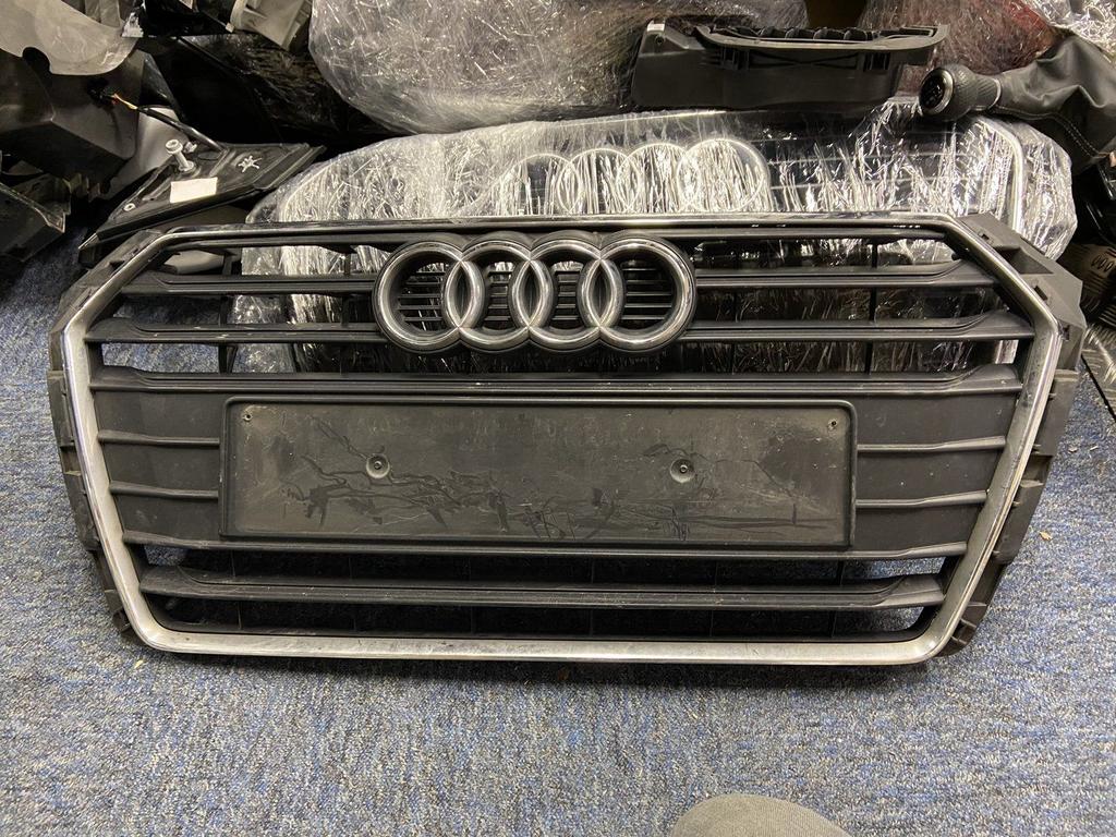 AUDI A4 B9 8W FACELIFT GRILL ORGINEEL BJ.2019-2020 8W0853651, Gebruikt, -, -, Ophalen of Verzenden