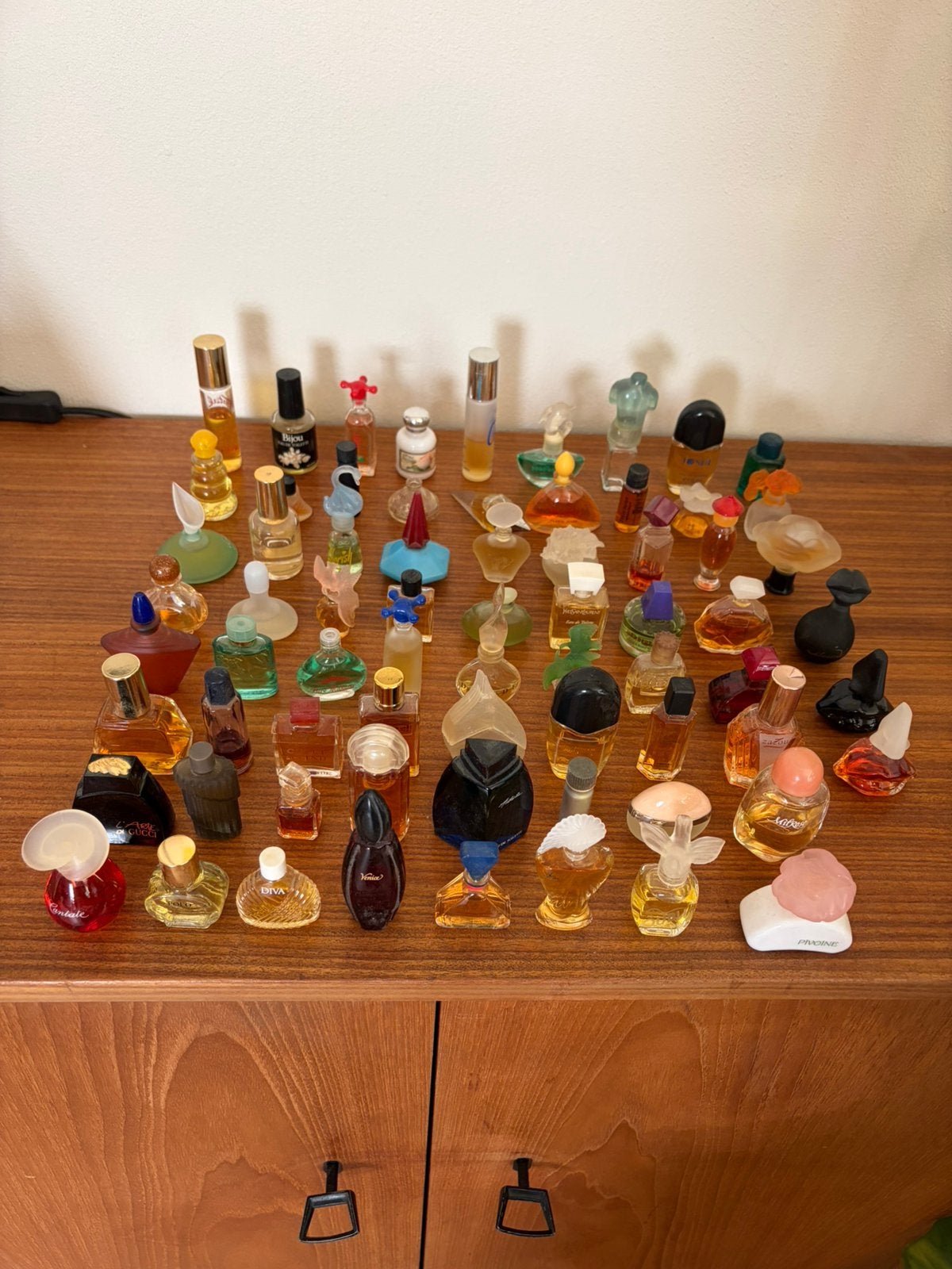 Parfum miniaturen collectie verzameling gucci chanel ysl, Ophalen of Verzenden, Zo goed als nieuw, Miniatuur, Gevuld