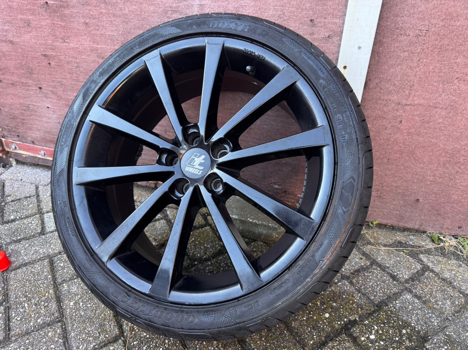 It Wheels 225/40 R18 5x100 zomerset /VW/Seat/Skoda, Auto-onderdelen, Banden en Velgen, 18 inch, Gebruikt, Banden en Velgen, Ophalen of Verzenden
