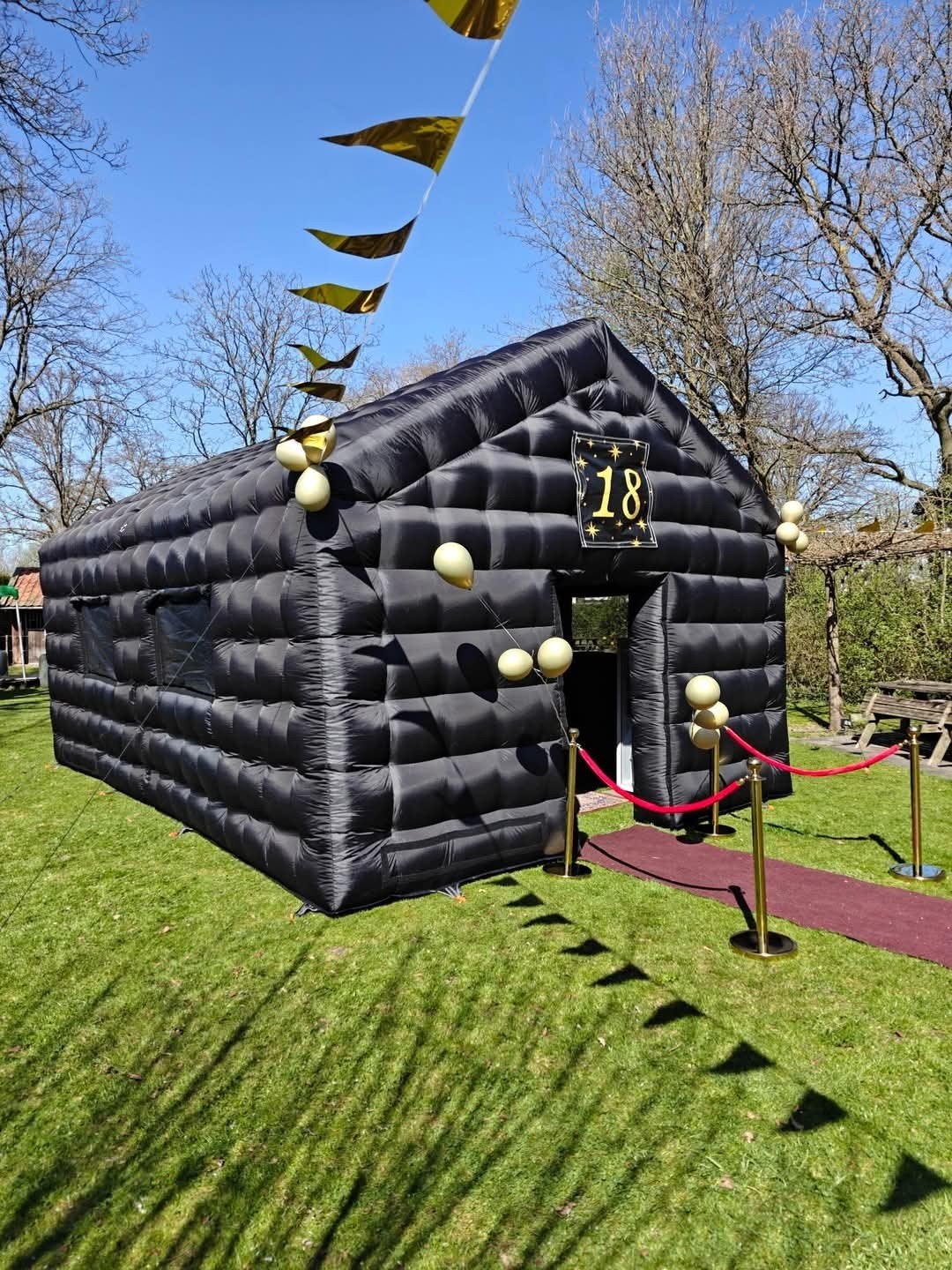 Te Huur: Opblaasbare Partytent / Opblaasbare Nightclub, Ophalen