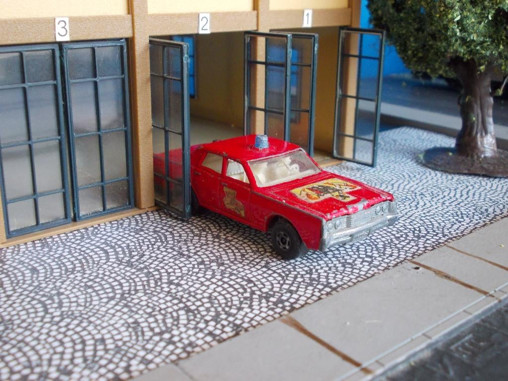1:73 '69 Mercury Park Lane Fire Chief Matchbox #2, Ophalen of Verzenden, Gebruikt, Auto