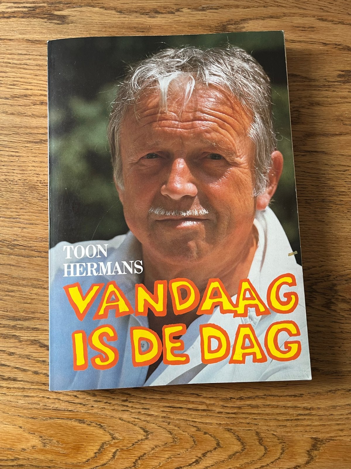 Toon Hermans -  boek, Ophalen of Verzenden, Zo goed als nieuw, Anekdotes en Observaties