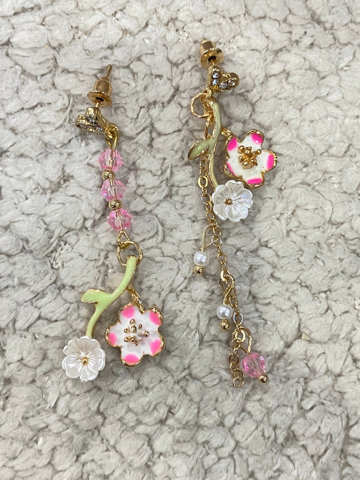 Super leuke hang oorbellen met bloem bladeren, Verzenden, Zo goed als nieuw, Overige materialen