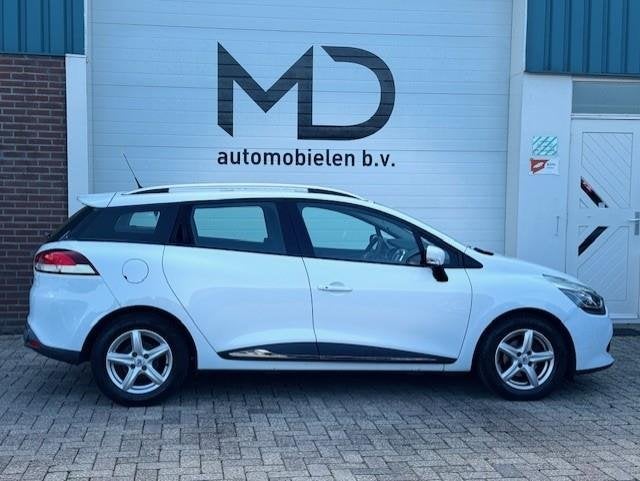 Renault Clio Estate 0.9 TCe Dynamique -LED-Navi-CLima-Cruise, Auto's, Voorwielaandrijving, Zwart, Wit, Handgeschakeld