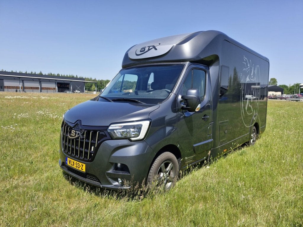Renault Master STX 2021 23.500km hengsuitv., dubbel cabine, Dieren en Toebehoren, Gebruikt, Overige typen