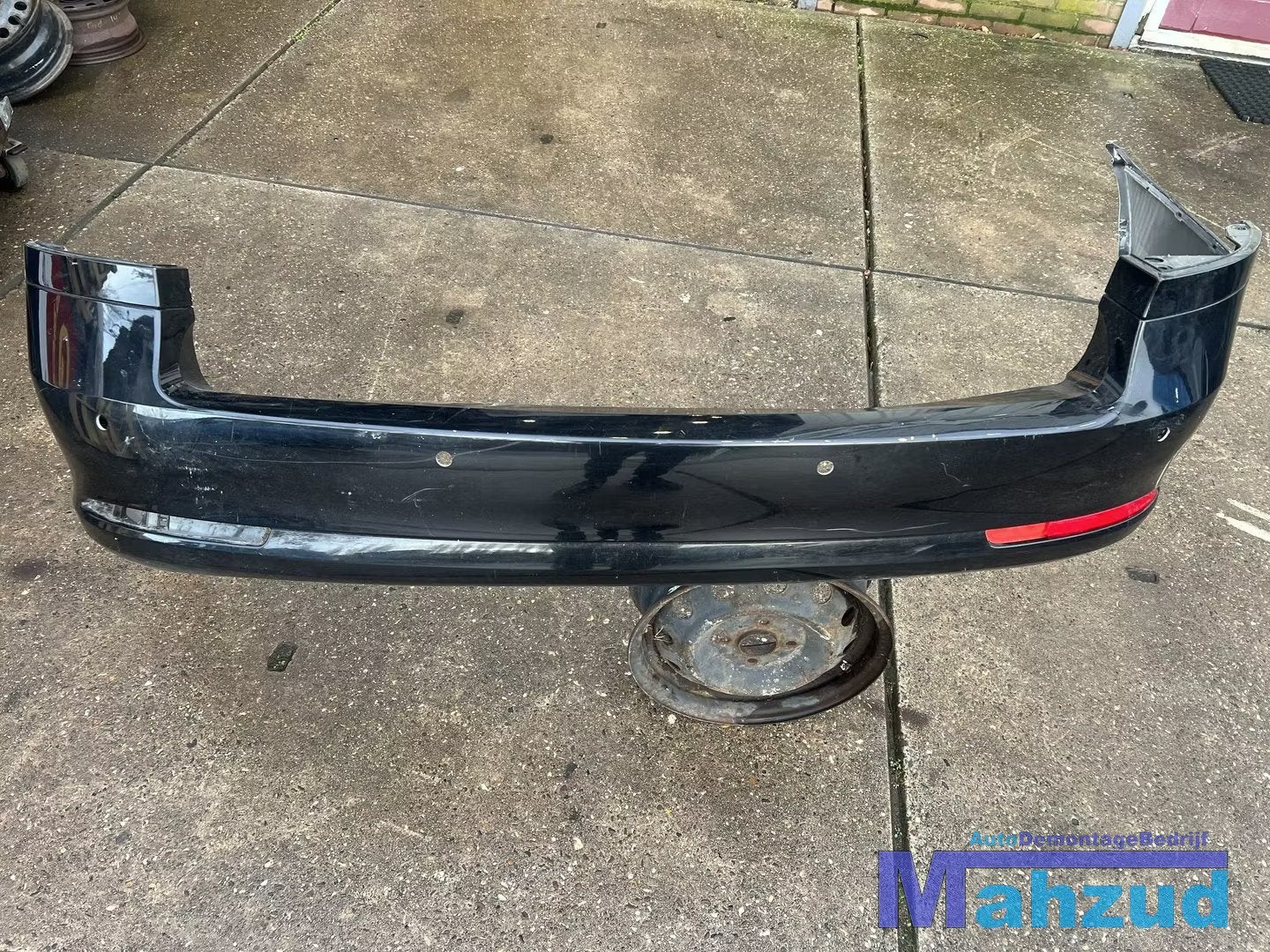 SKODA OCTAVIA 3 1Z ZWART Achterbumper 2004-2013, Bumper, Skoda Auto a.s., Gebruikt, Infoline@skoda-auto.cz