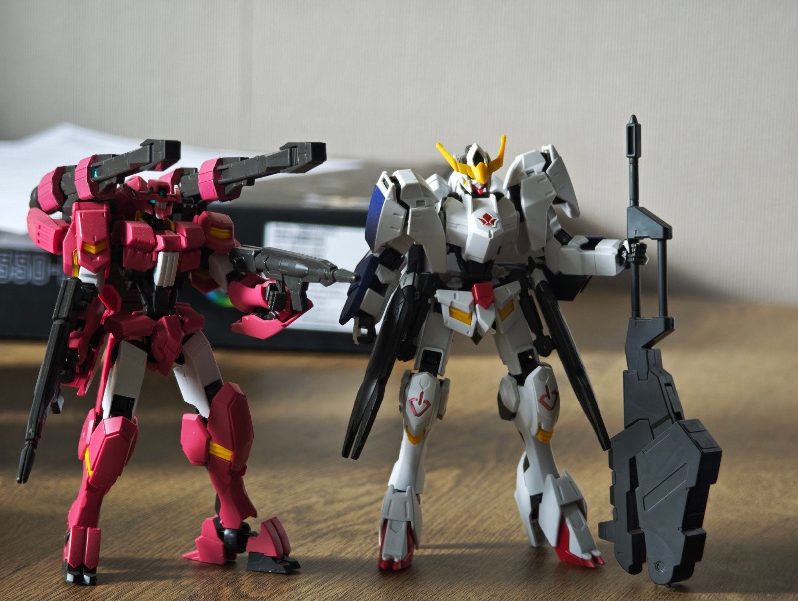 2x Gundam model, Ophalen of Verzenden