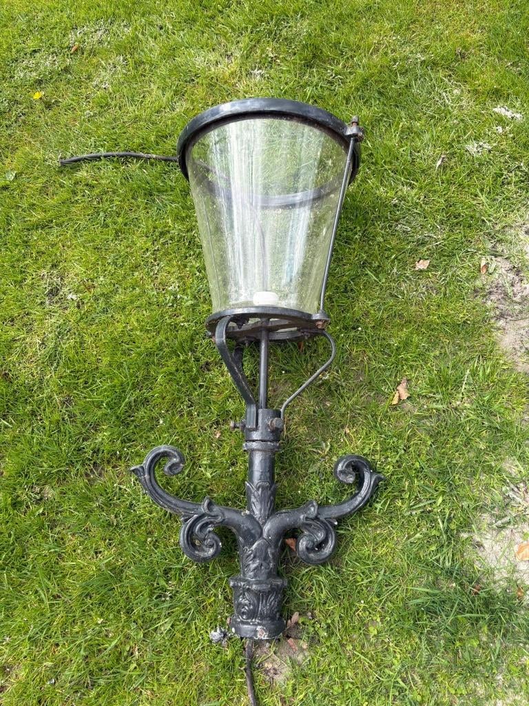 Antieke buitenlantaarn kopstuk, Tuin en Terras, Buitenverlichting, Ophalen, Minder dan 50 watt, Staande lamp, IJzer