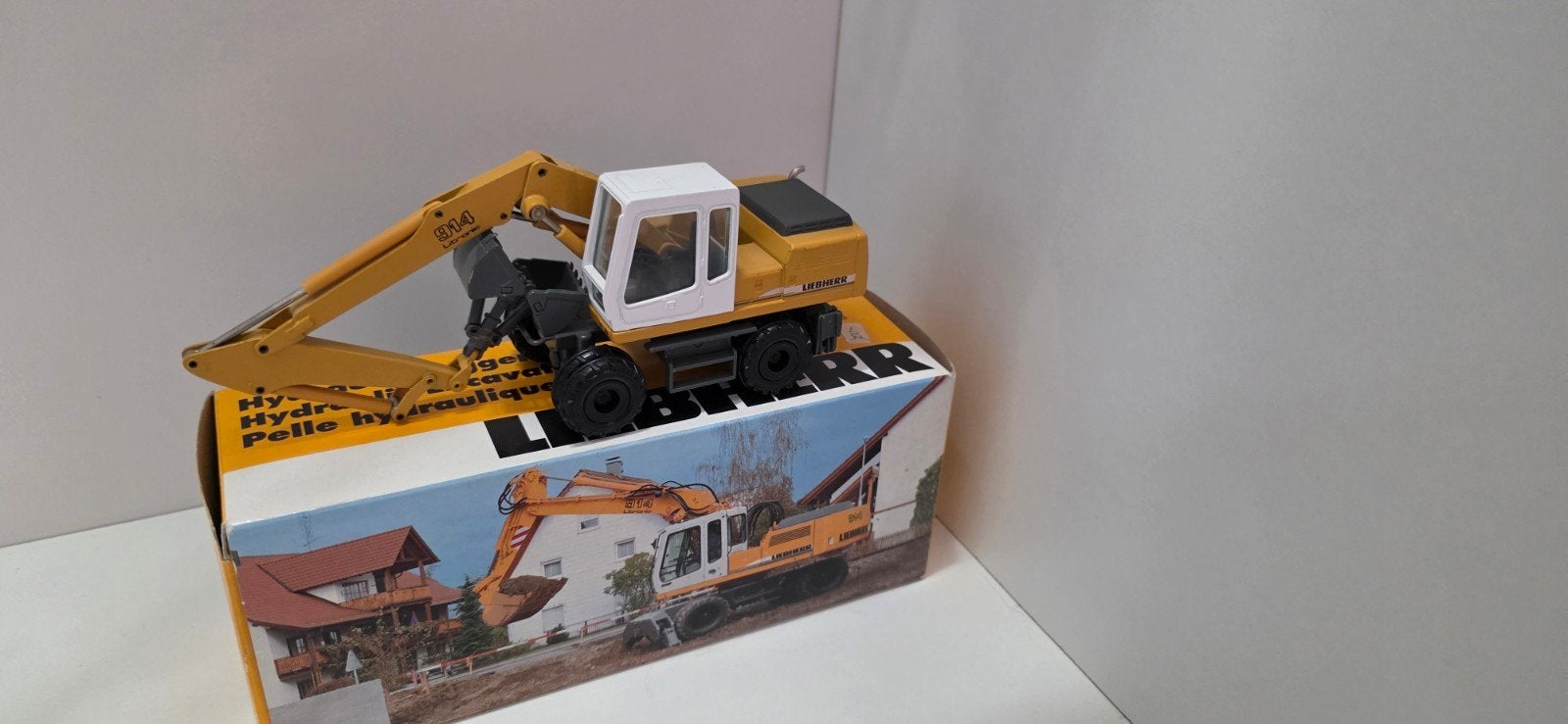 Liebherr A914, Hobby en Vrije tijd, Modelauto's | 1:50, Ophalen of Verzenden, Zo goed als nieuw, Hijskraan, Tractor of Landbouw