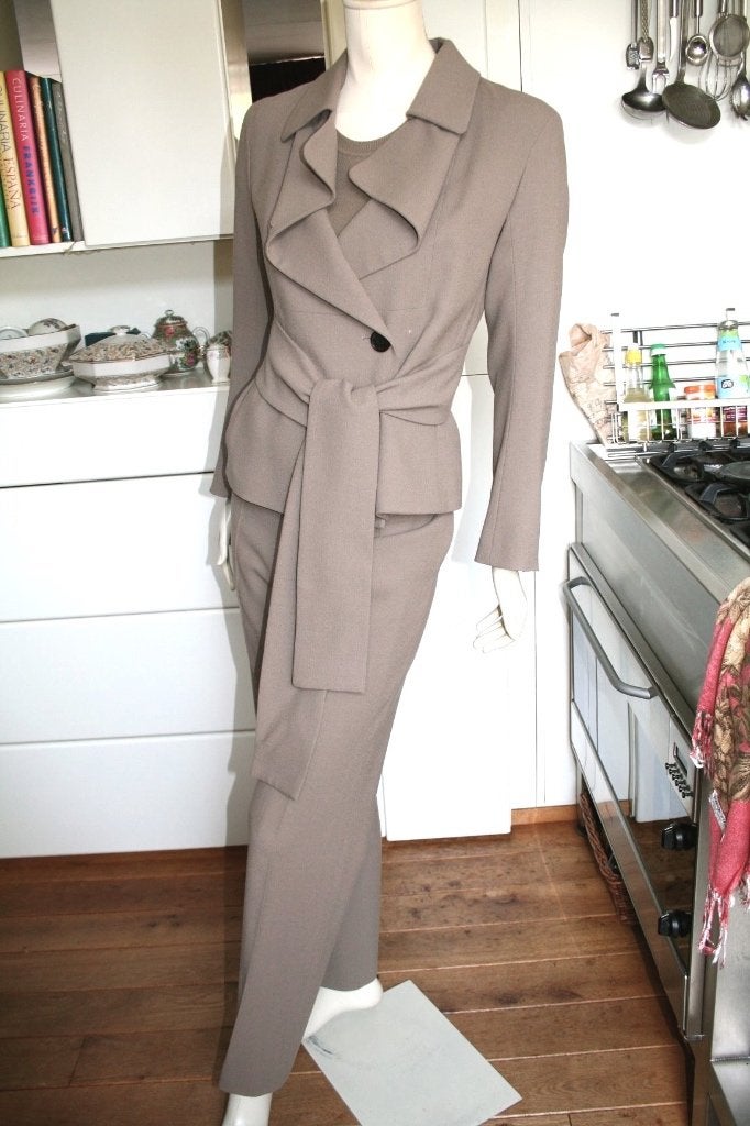 Sonia Rykiel broekpak elegant klasse stijlvol 2200,- NIEUW, Kostuum of Pak, Verzenden, Nieuw, Grijs