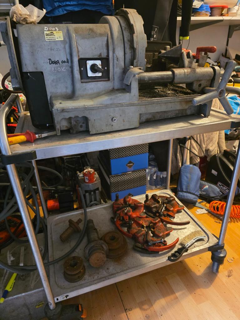 te koop ridgid 1233 draadsnijmachine, Doe-het-zelf en Verbouw, Gereedschap | Overige machines, Ophalen, Nieuw