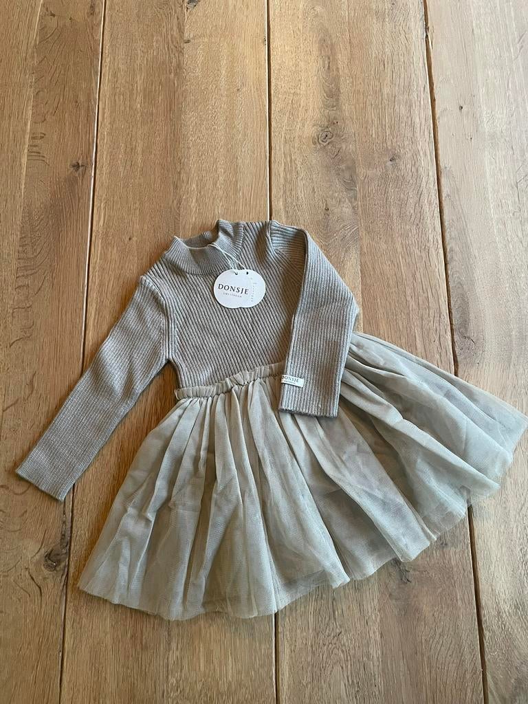 Donsje | Lotus Dress | Taupe | 9-12maand | Nieuw., Ophalen of Verzenden, Zo goed als nieuw, Meisje, Jurkje of Rokje