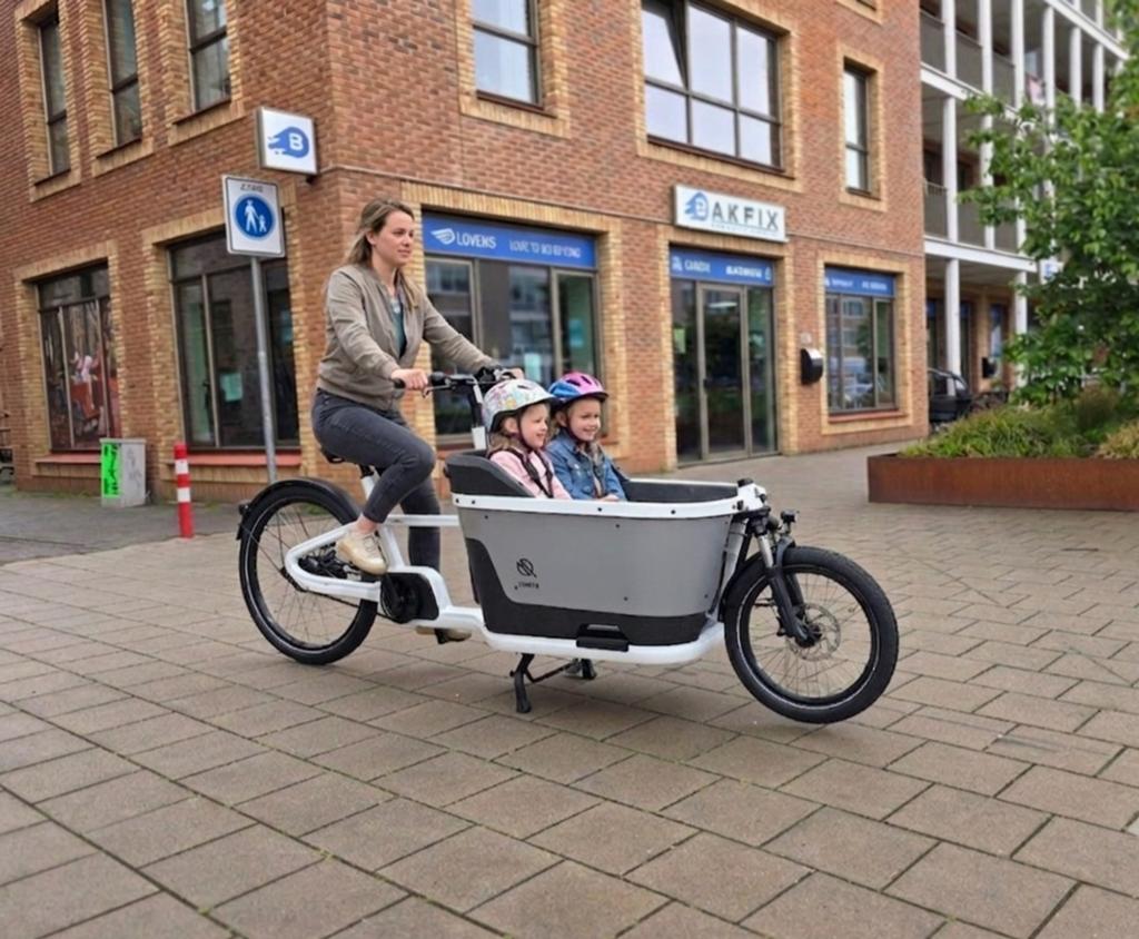 Showmodel! Carqon bakfiets Carqon Cruise Enviolo 2x400Wh, 4 kinderen of meer, Ophalen of Verzenden, Zo goed als nieuw, Info@carqon.nl