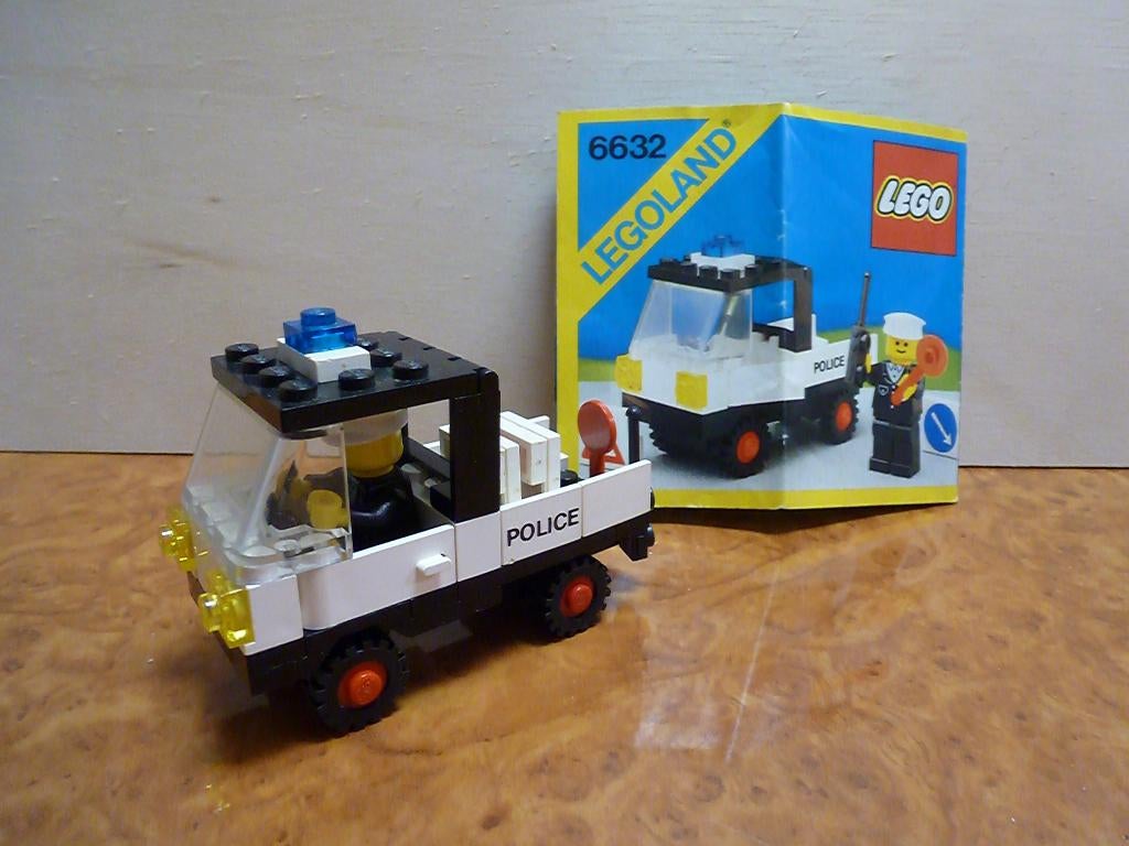Lego Politie busje (met afzetting), City, Lego, Ophalen of Verzenden, Zo goed als nieuw
