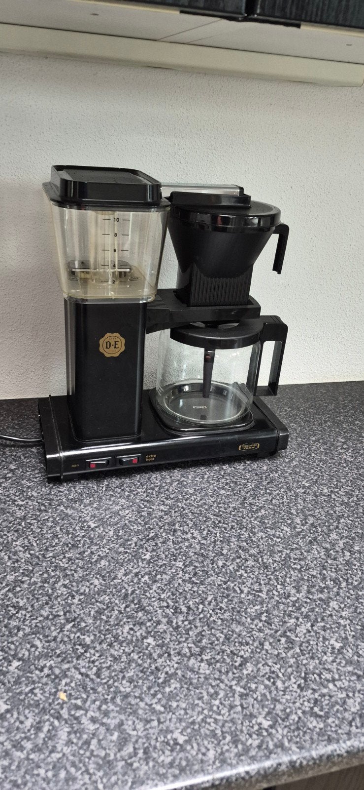 Douwe Egberts Koffiezetapparaat - Zo goed als nieuw, 10 kopjes of meer, Koffiemachine, Gemalen koffie, Ophalen of Verzenden