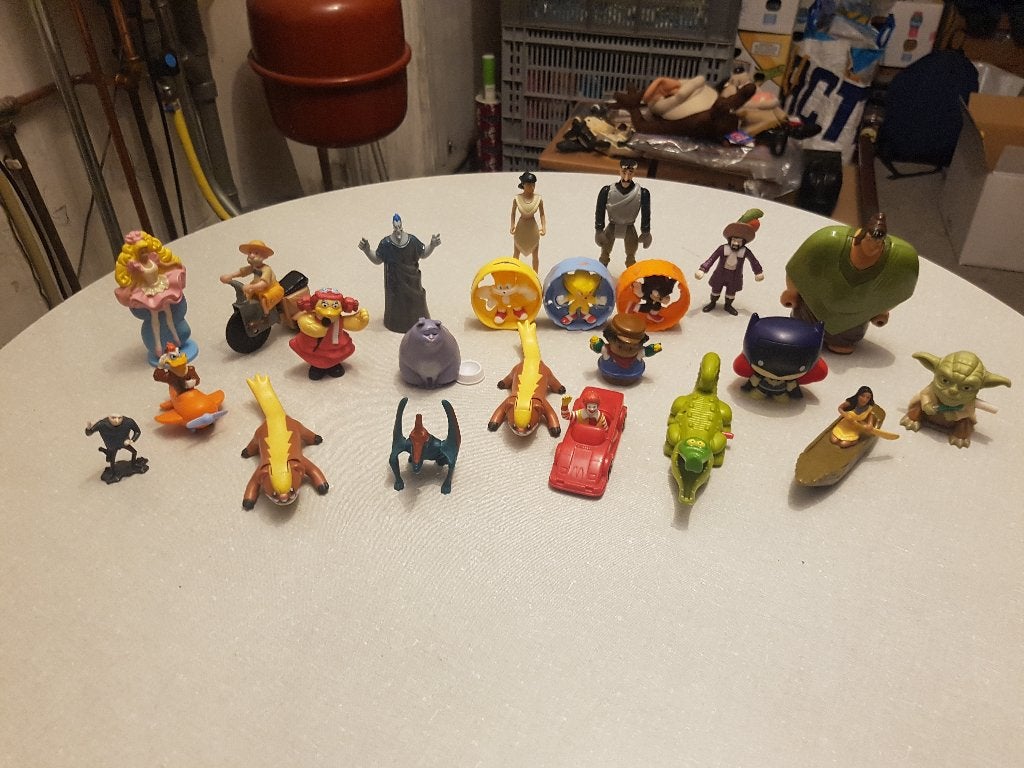 Mcdonalds/burgerking figuren., Ophalen, Zo goed als nieuw