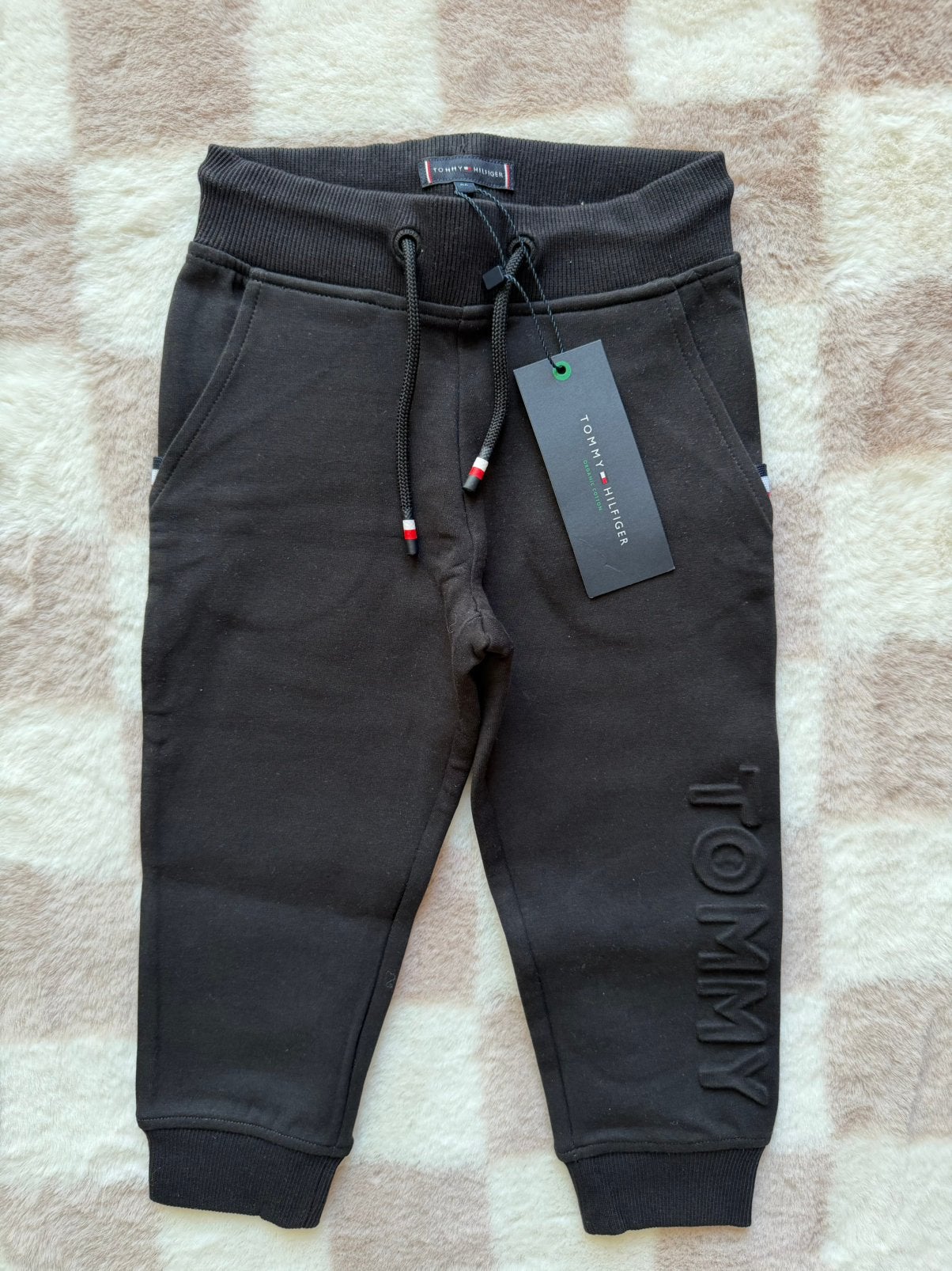 Nieuwe Tommy Hilfiger joggingbroek maat 86, Xx, Broekje, Xx, Nieuw