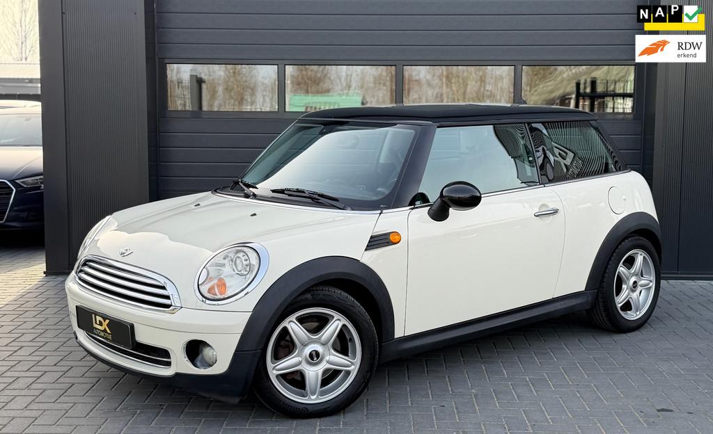 Mini Mini 1.6 Cooper Pepper Automaat|Airco, Auto's, 15 km/l, Gebruikt, 750 kg, 4 cilinders