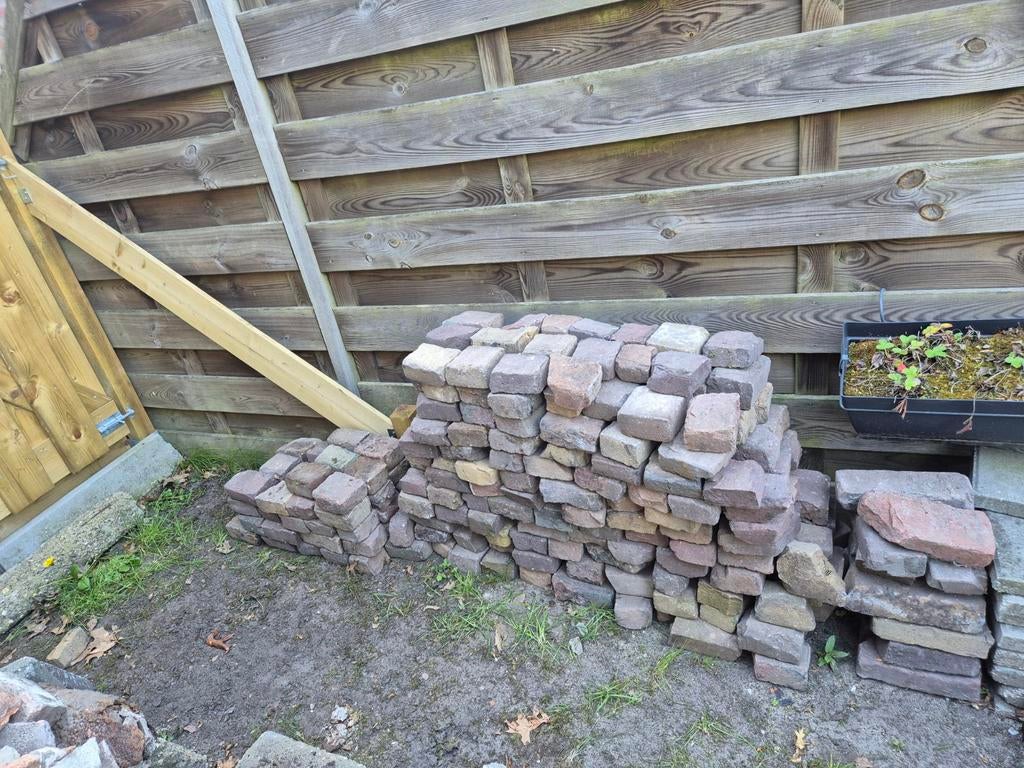 Waaltjes gratis af te halen, Ophalen, Gebruikt, Beton, Klinkers