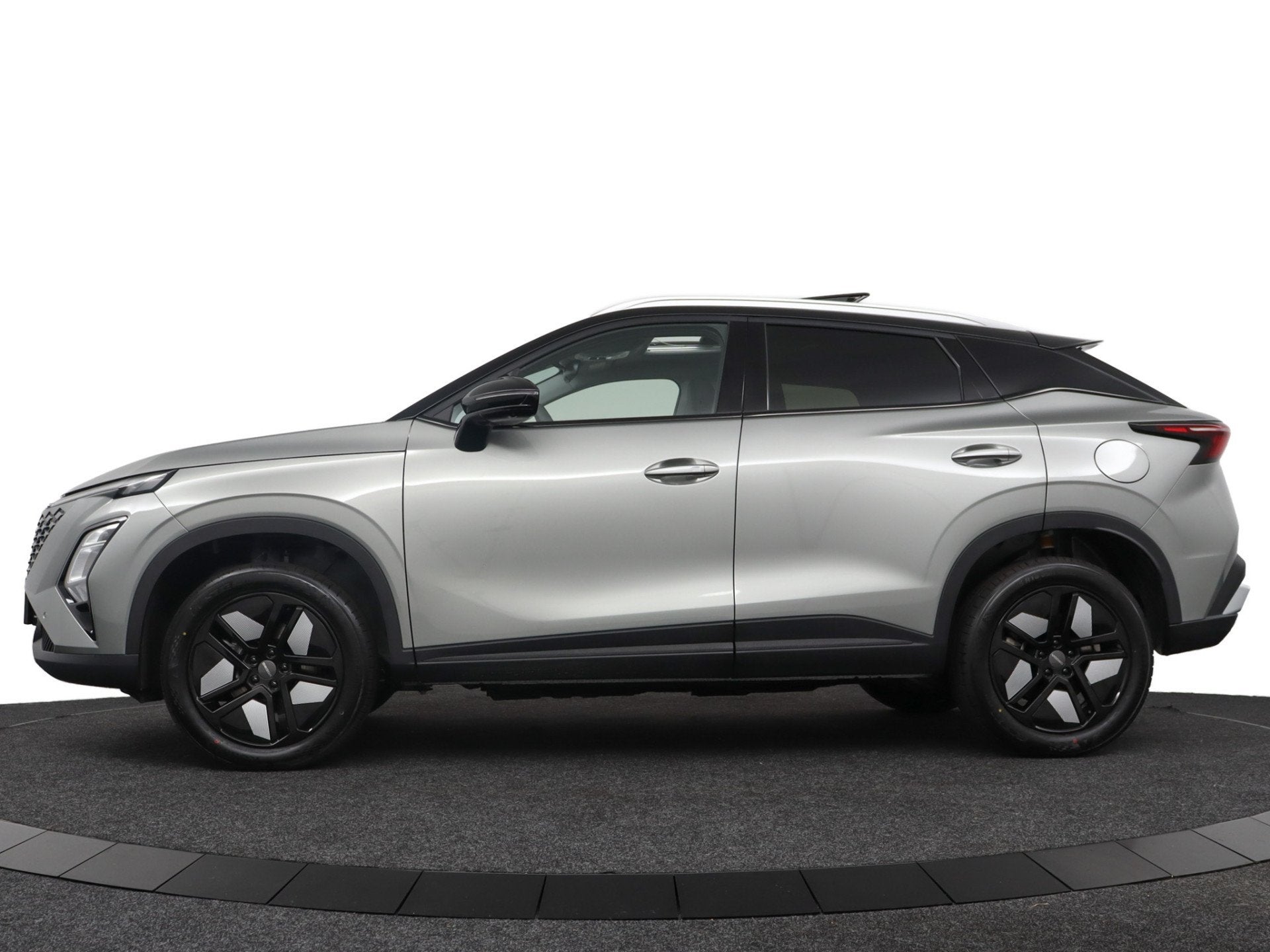 Omoda 5 SHS-H 1.6 T-GDi Premium - Kantel/Schuifdak - Adaptie, Auto's, Automaat, 12 maanden, Zwart, Overige carrosserieën