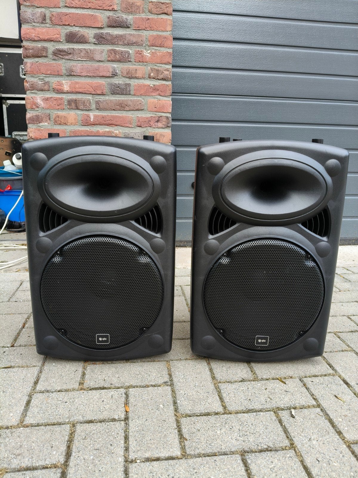 2x QTX QR12A, actieve speakers 12" 200W., Audio, Tv en Foto, Luidsprekers, Ophalen, Overige merken