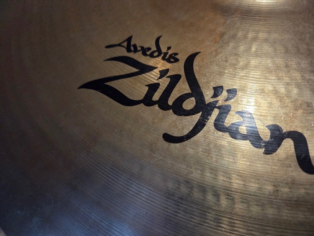 Foto 6 van Zildjian A Custom - medium ride 20 inch in zeer goede staat