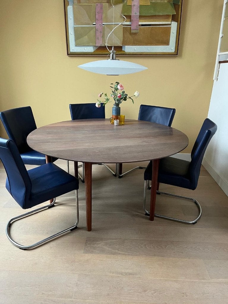 Houten ronde eetkamertafel met 6 stoelen, Ophalen, 150 tot 200 cm, Rond, Zo goed als nieuw