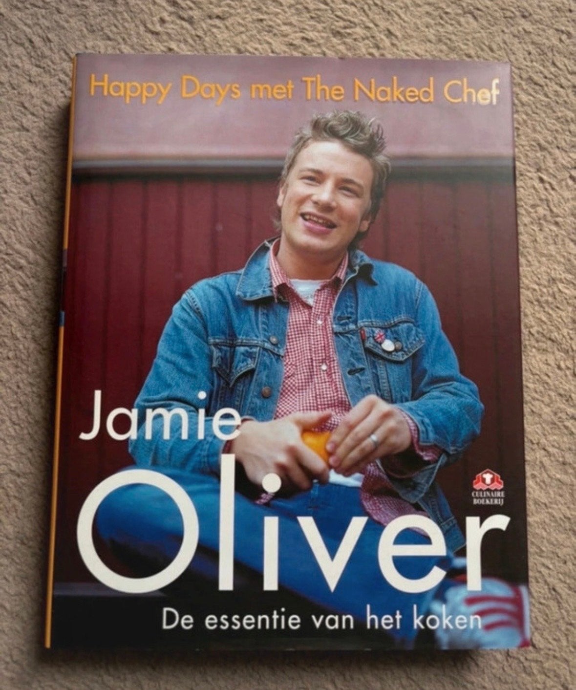 Jamie Oliver - Happy Days met The Naked Chef (Zo goed als ni, Boeken, Ophalen of Verzenden, Zo goed als nieuw, Europa, Hoofdgerechten