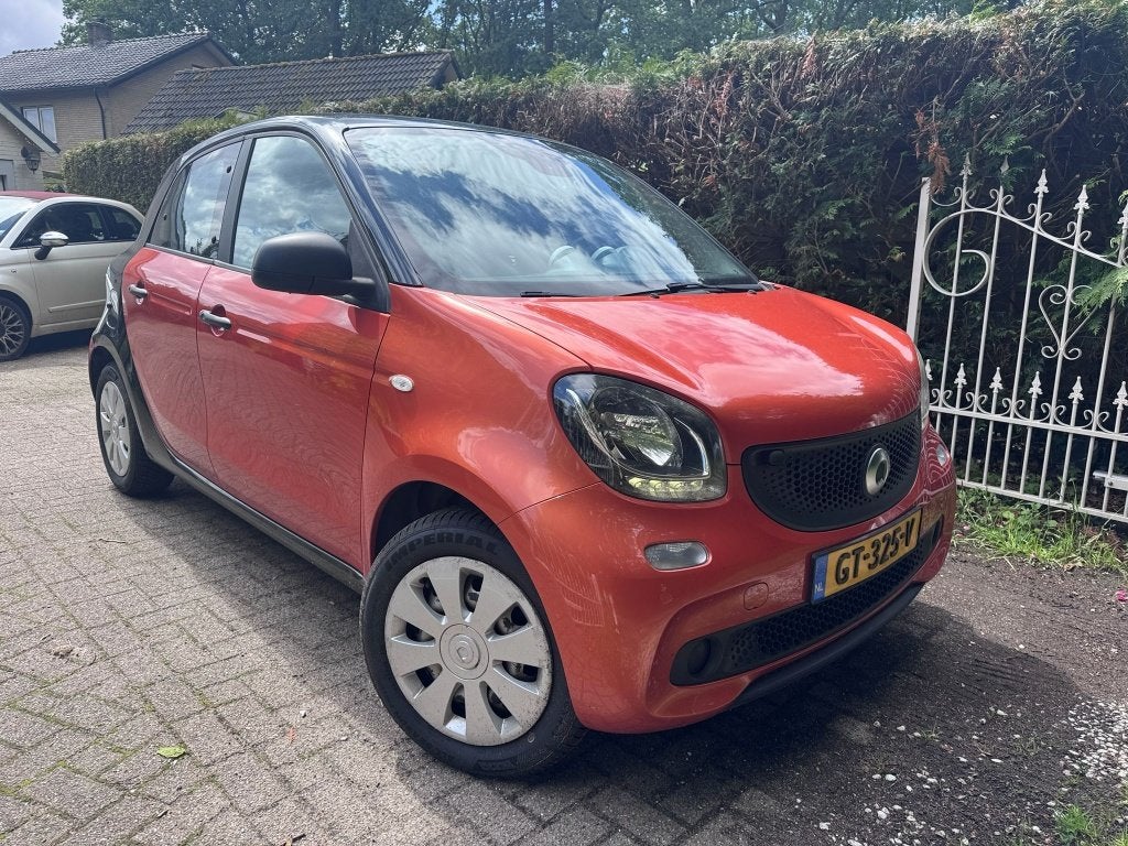 Smart ForFour 1.0 WK KNALLER 2015 148.000 km Clima Cruise, Auto's, Smart, Achterwielaandrijving, Overige kleuren, 4 stoelen, Origineel Nederlands