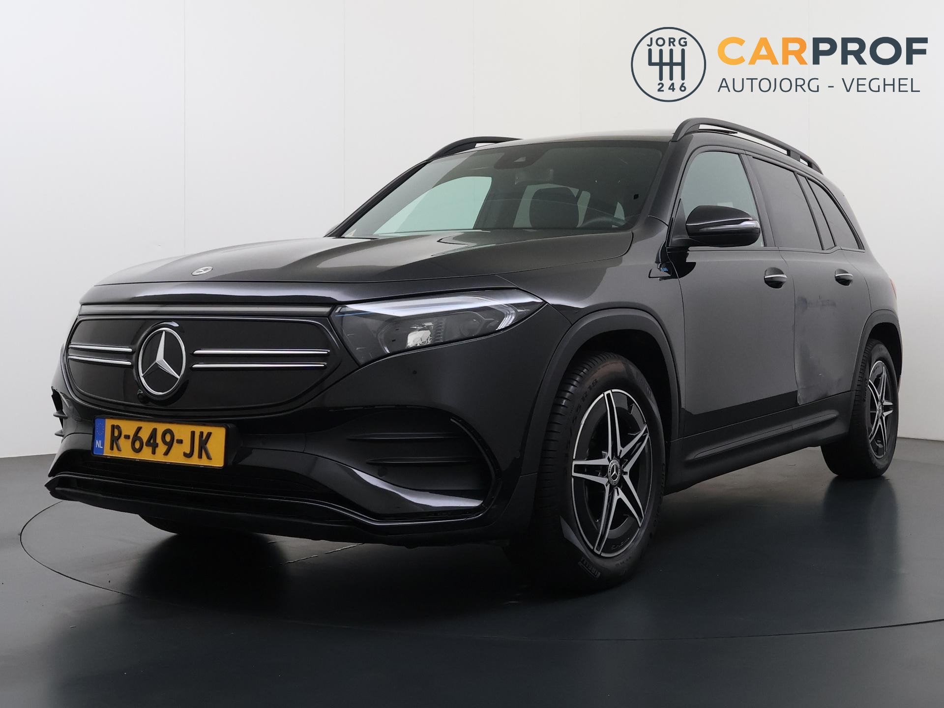 Mercedes-Benz EQB 250 AMG Line 67 kWh AMG Styling Panoramada, Gebruikt, 190 pk, Leder en Stof, Zwart