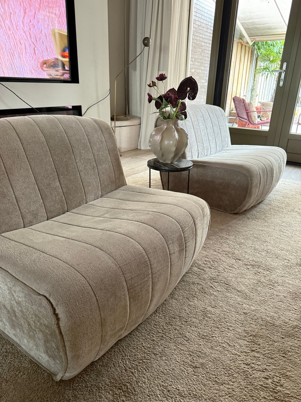 2 Kwantum beige trendy fauteuils, velours, z.g.a.n., Ophalen, Zo goed als nieuw, Stof, 75 tot 100 cm