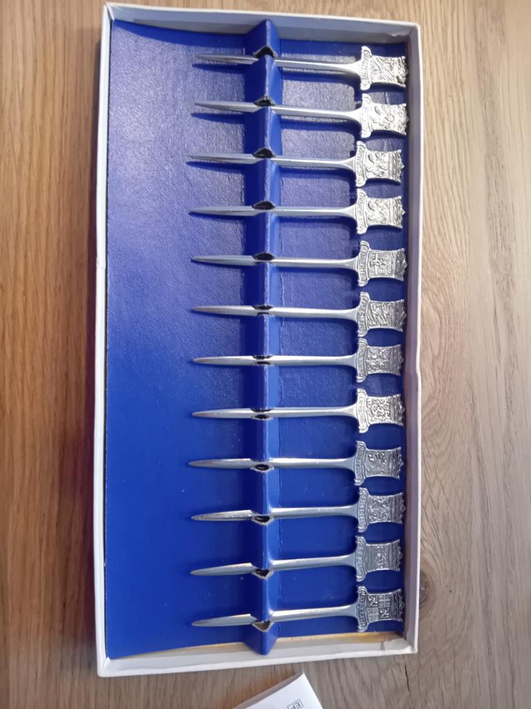 Set van 12 antieke gebaksvorkjes met wapens, Ophalen of Verzenden