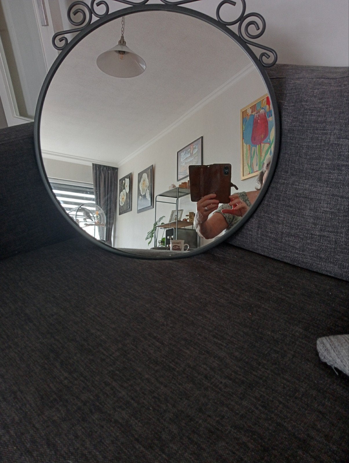 IKEA EKNE spiegel - Rond met sierlijke rand, Ophalen, Rond, Zo goed als nieuw, Minder dan 100 cm