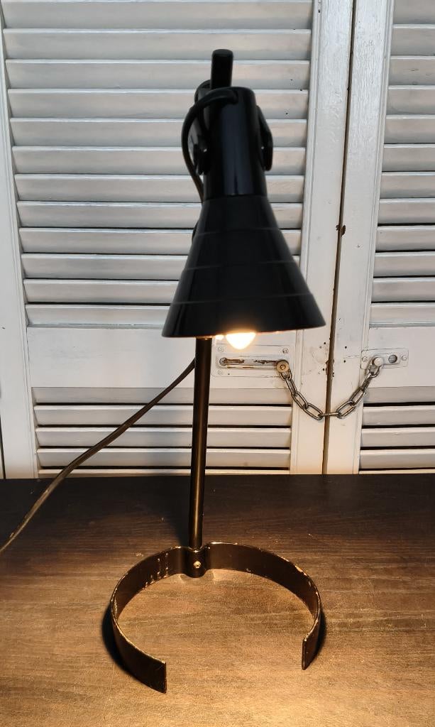 Ikea bureaulamp Lagra zwart verstelbaar gebruikt € 12,00, Ophalen of Verzenden, Gebruikt, Metaal, Minder dan 50 cm