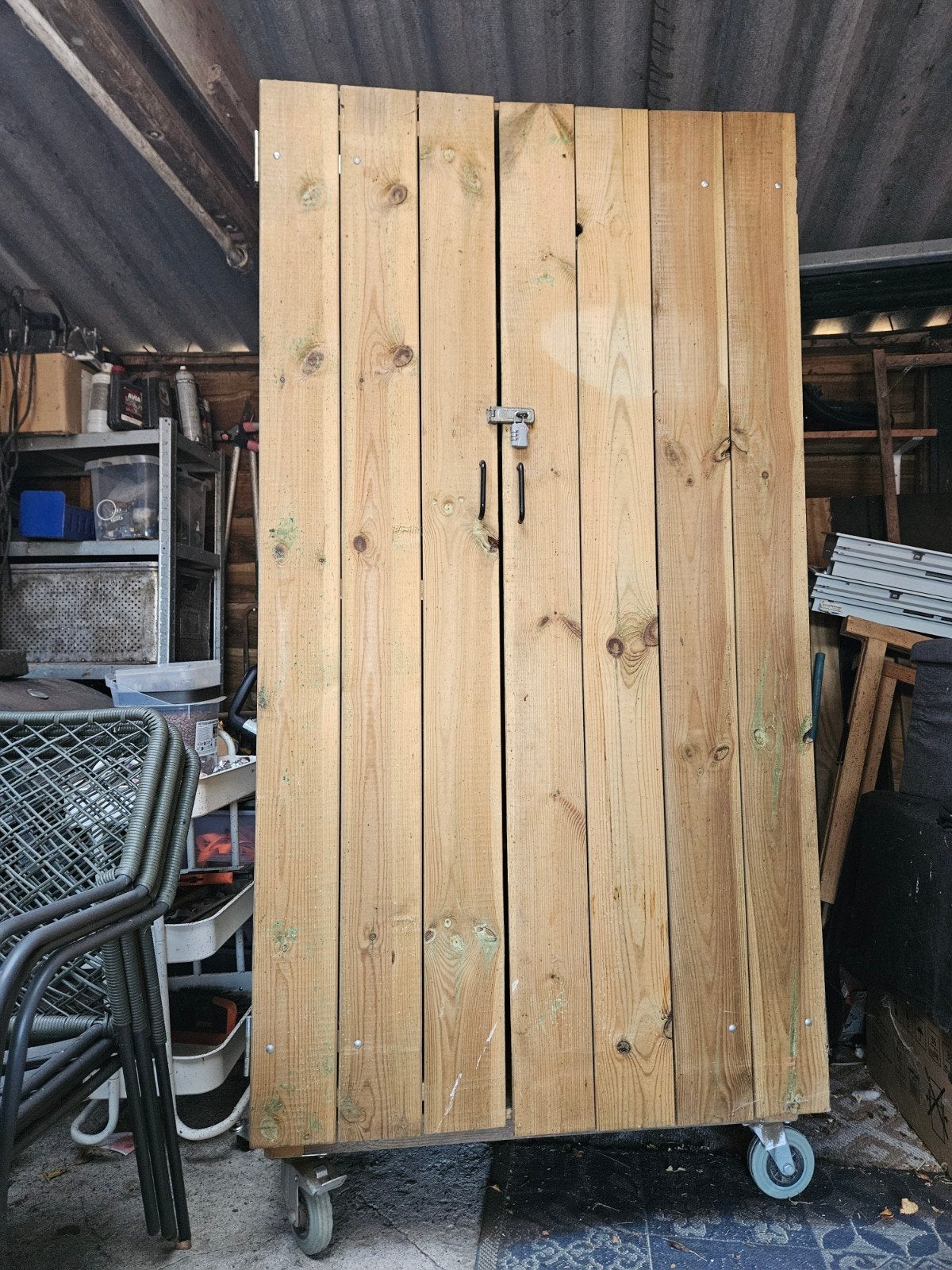 zadelkast, Ophalen