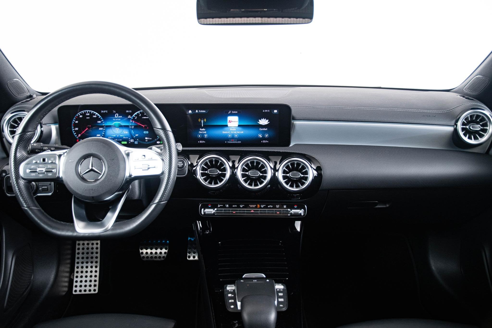 Mercedes-Benz CLA-klasse Shooting Brake 250 e AMG Line Panor, Auto's, 77 km/l, Gebruikt, 4 cilinders, 1645 kg
