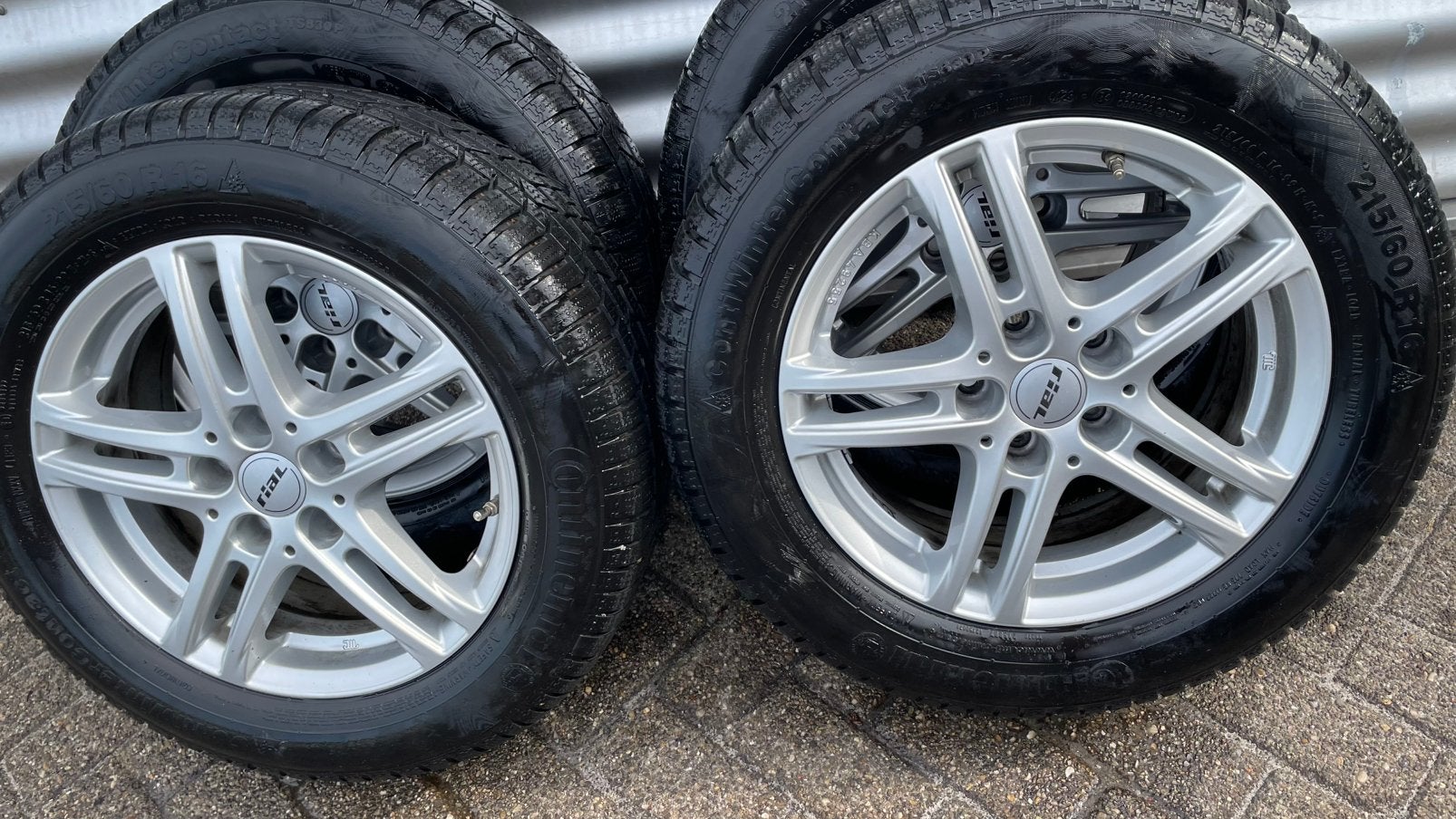 Winter banden met velg vw  5x112 215/60 r16, Auto-onderdelen, 215 mm, 16 inch, Banden en Velgen, Winterbanden
