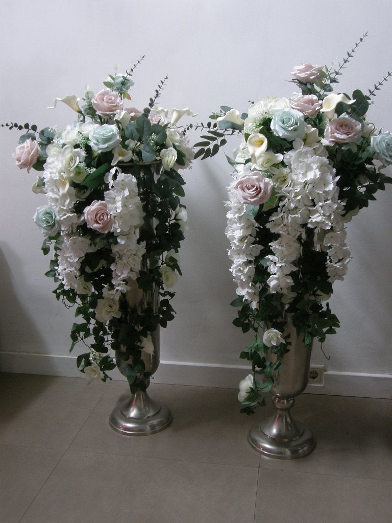 2 Vazen met kunstbloemen, Ophalen, Binnen, Nieuw, Overige merken