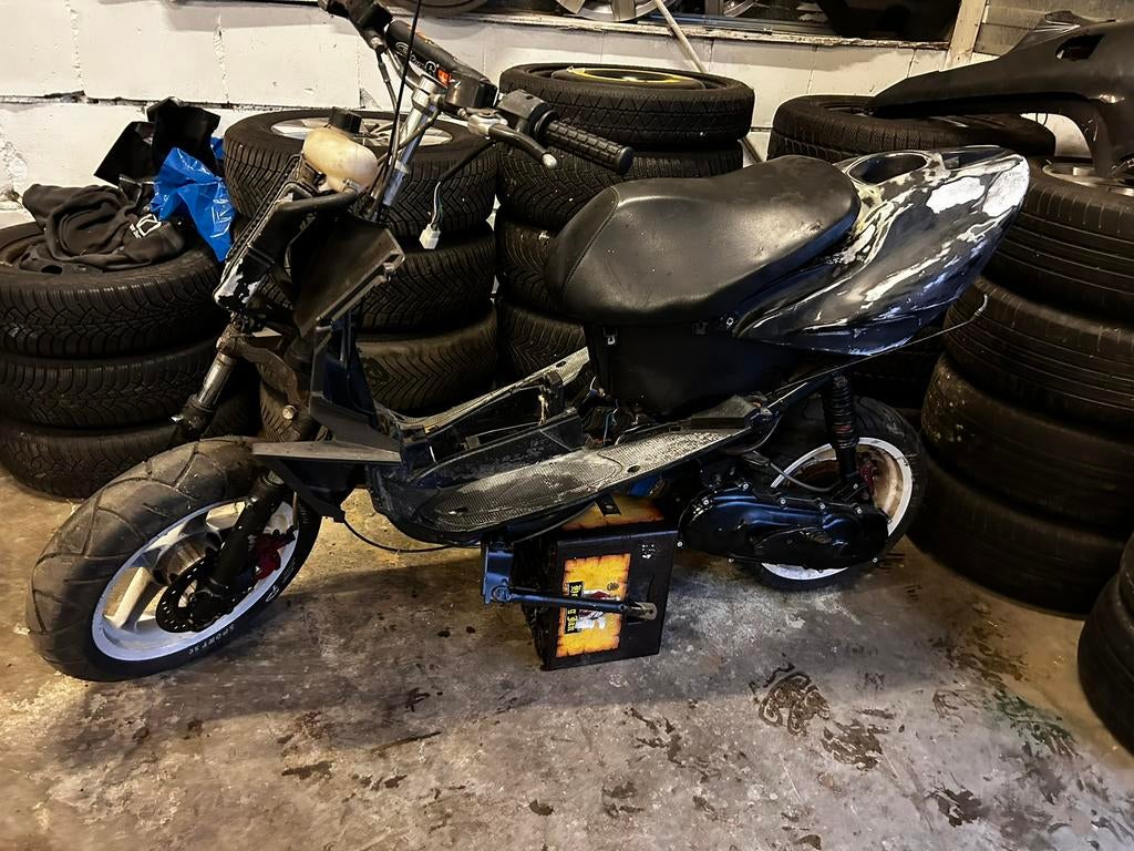 Yamaha Aerox, Fietsen en Brommers, Scooters | Yamaha, Ophalen, Zo goed als nieuw, Tweetakt, Aerox