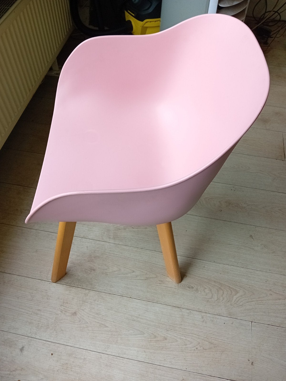 1 rose stoel, Ophalen, Stoel(en)