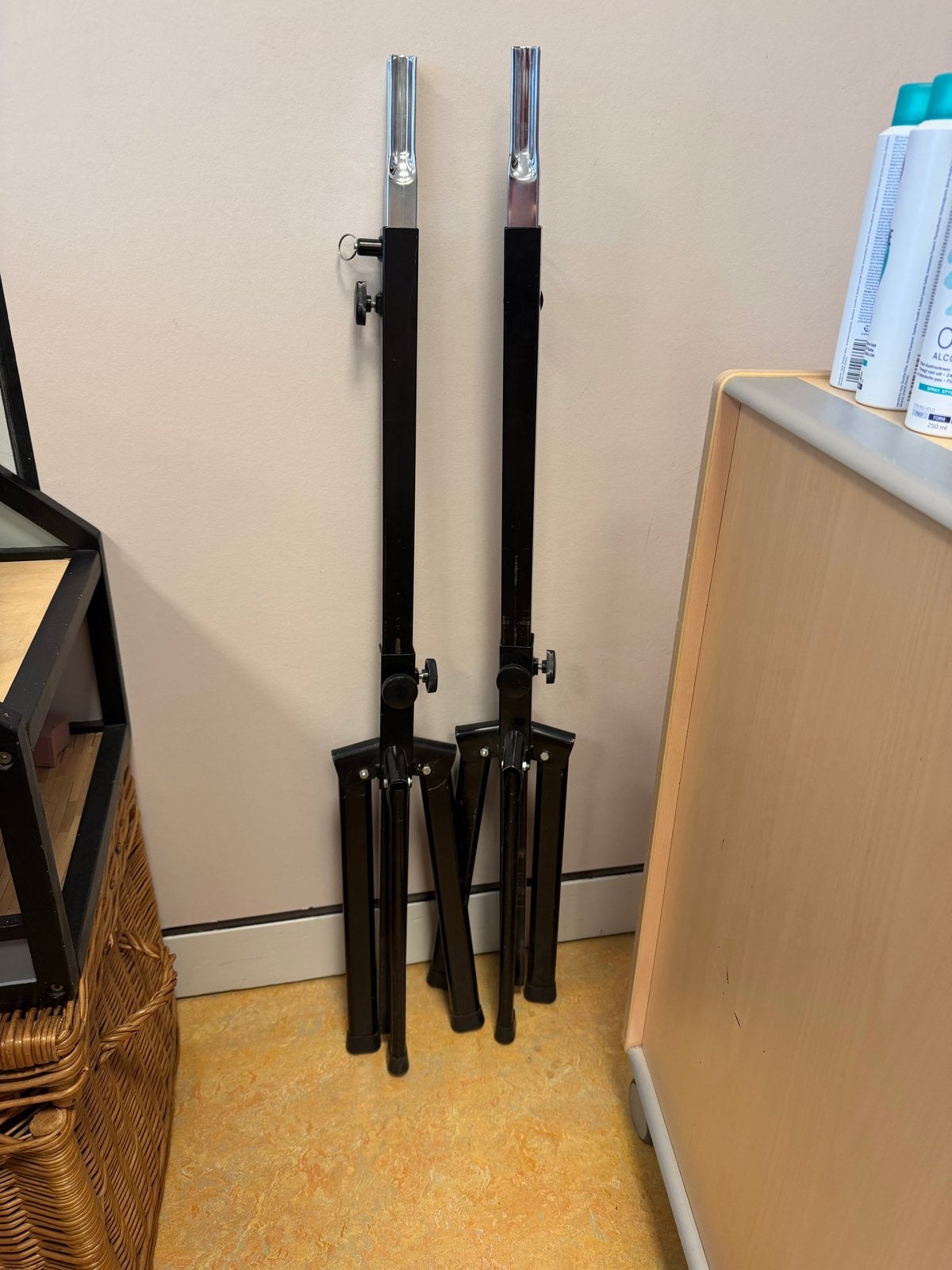 Set van 2 Speakerstatieven / Instrumentstandaarden