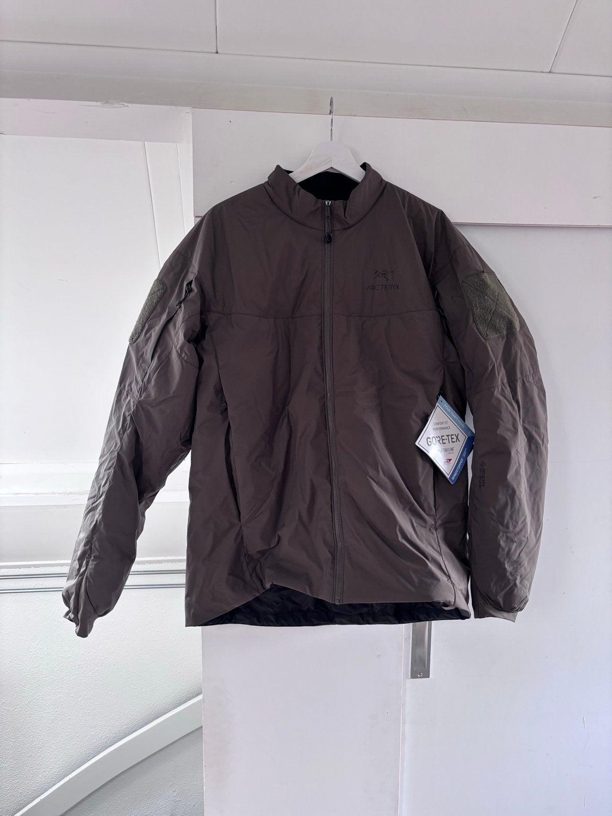 Arc’teryx LEAF Cold WX LT Jacket Heren - Maat L, Verzenden, Nieuw, Maat 52/54 (L), Groen