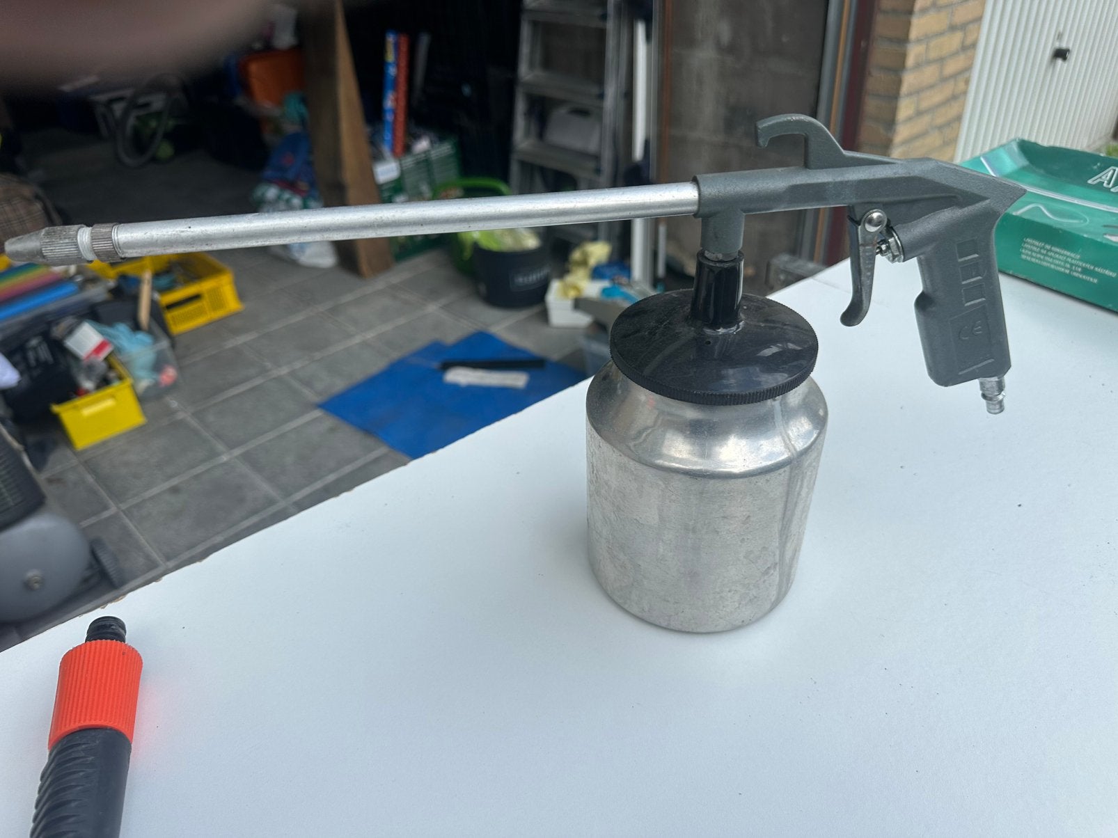 Compressor spuit voor straalgrit, Ophalen, Zo goed als nieuw