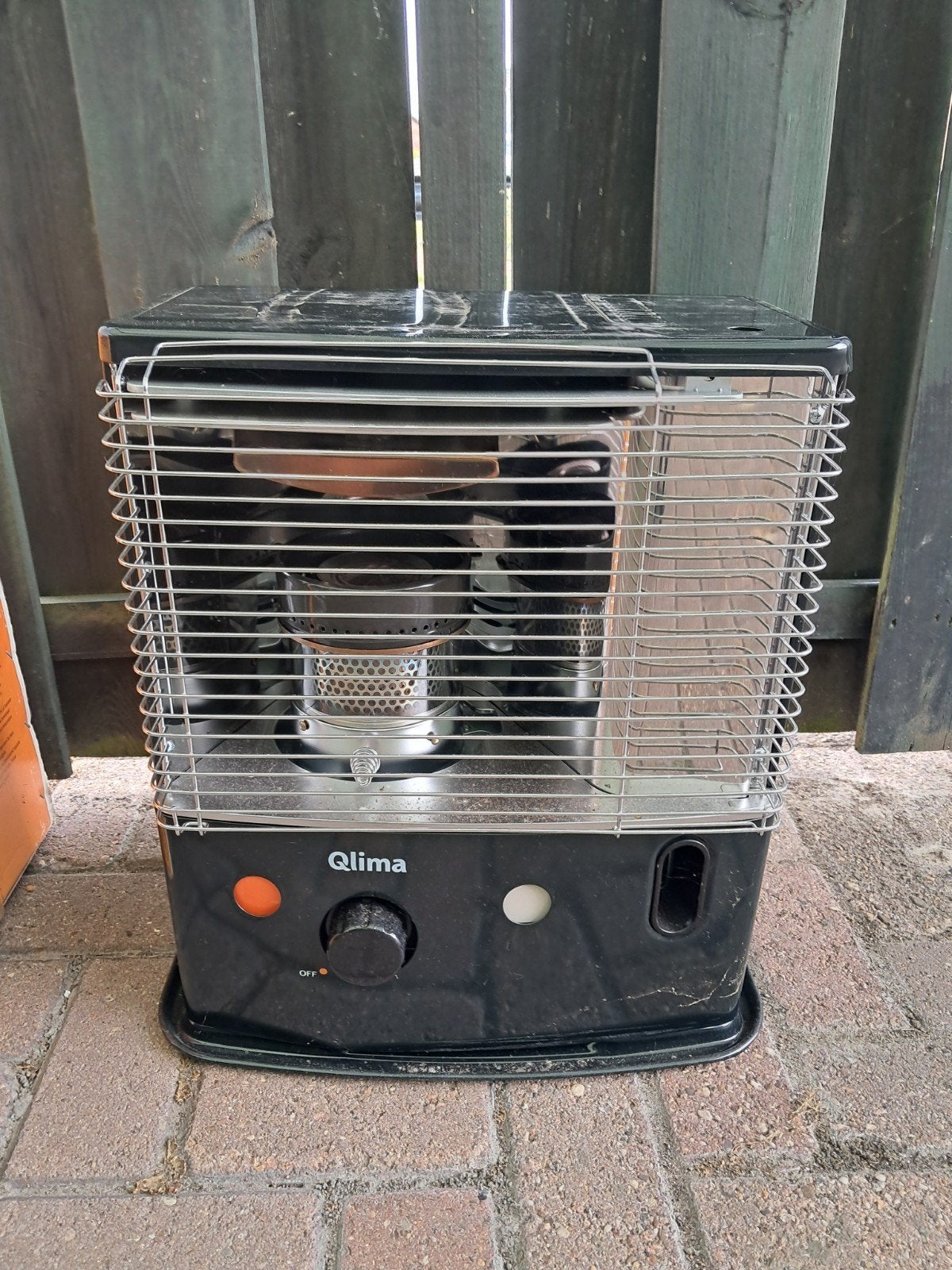 Qlima R 4224 TC petroleumkachel 2,4 kW + gratis 20L, Huis en Inrichting, Kachels, Ophalen, Overige brandstoffen, Petroleumkachel