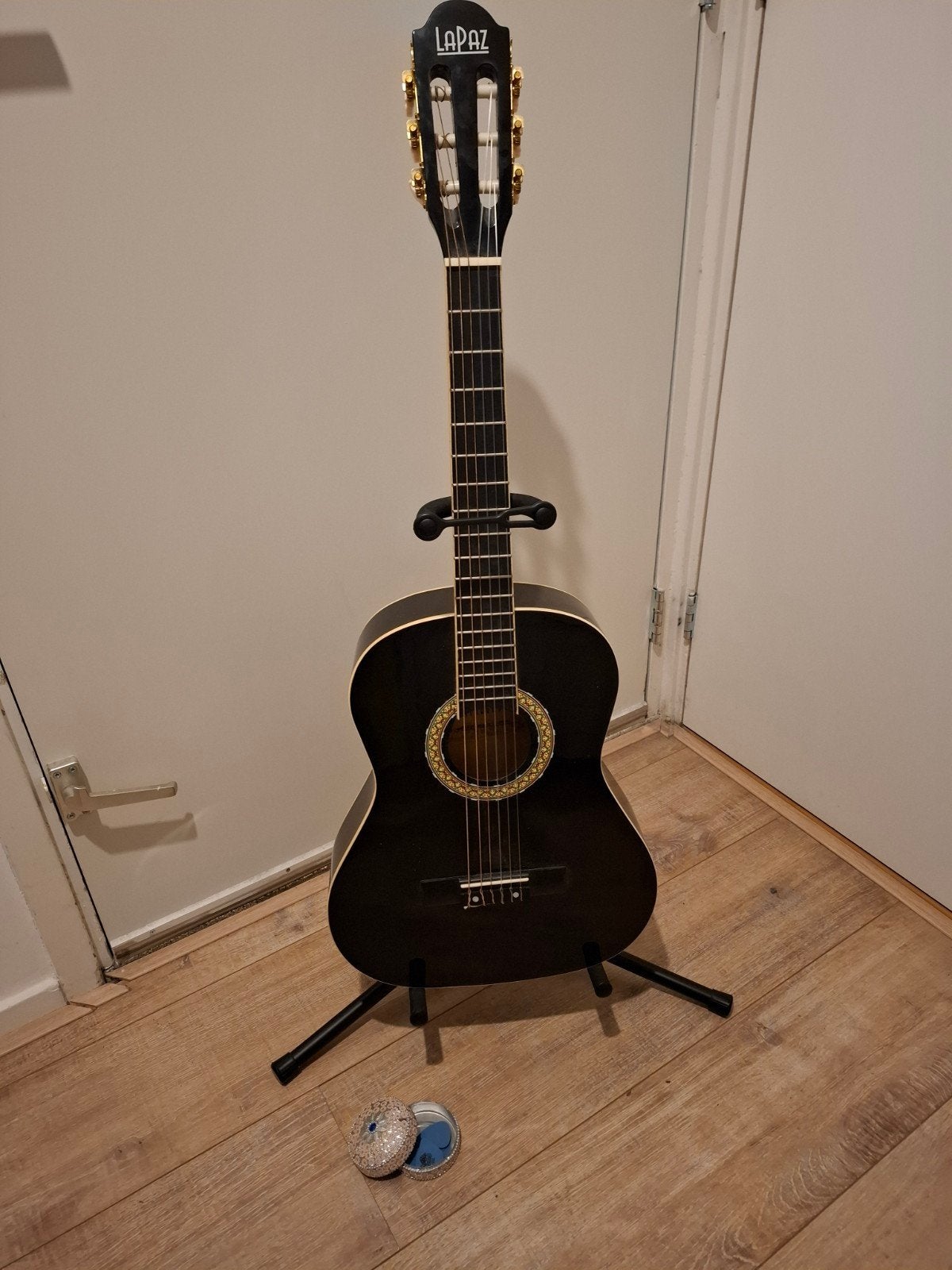 Lapaz gitaar met standaard en 12 plektrum, Ophalen, Nieuw, Gitaar