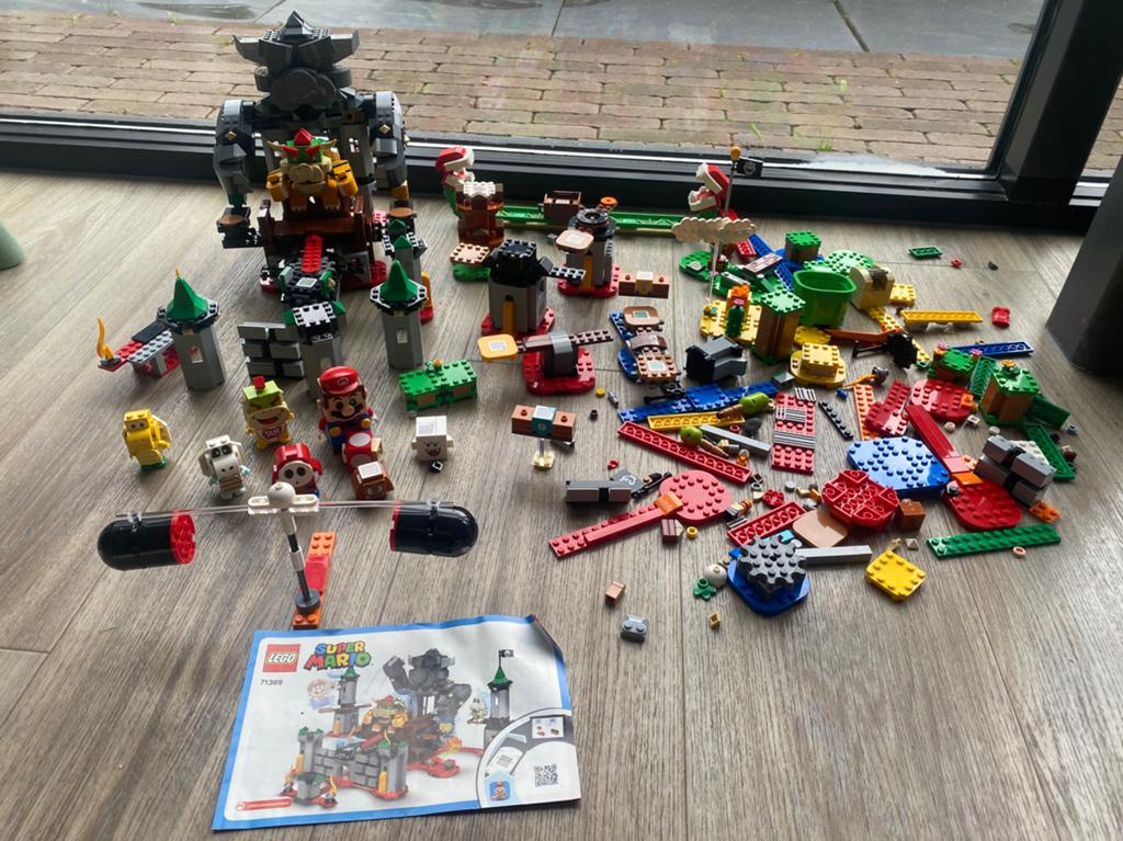 Grote LEGO Super Mario Collectie met Bowser Kasteel, Ophalen, Zo goed als nieuw, Overige merken