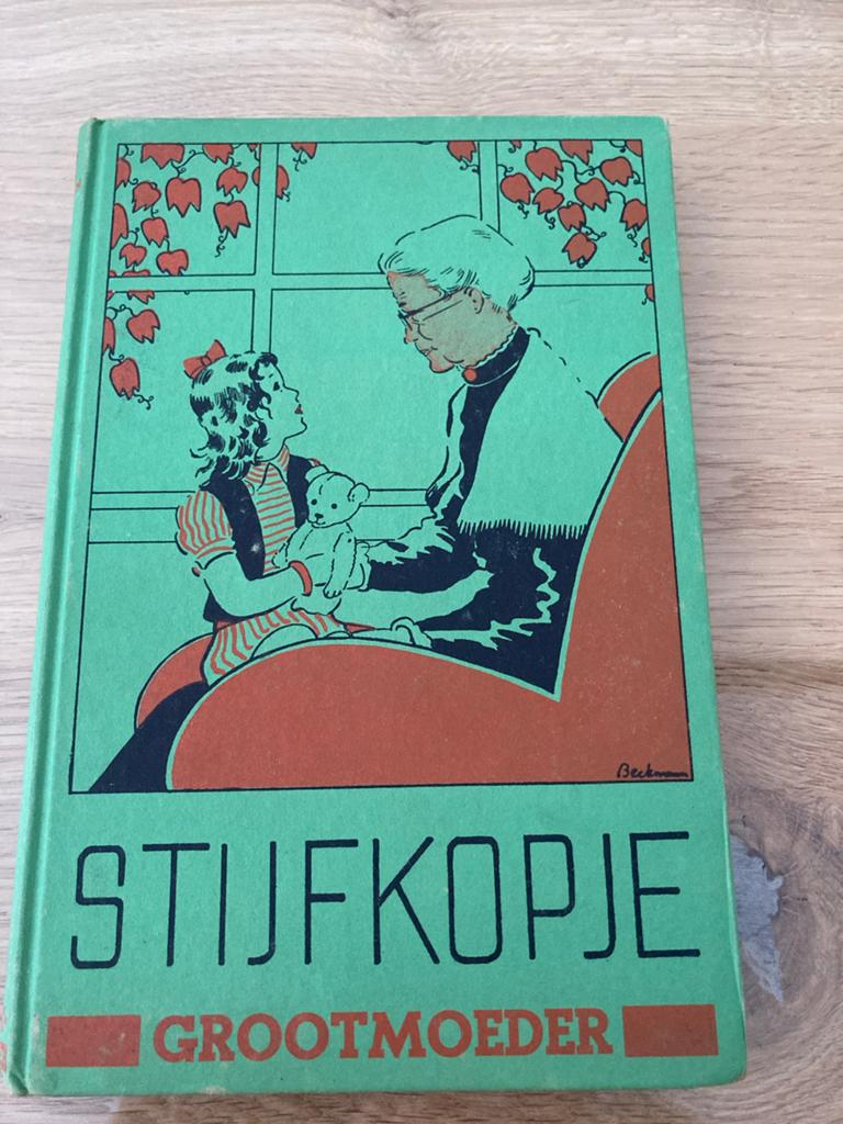 Stijfkopje Grootmoeder - Emmy van Rhoden (oud kinderboek), Boeken, Ophalen of Verzenden, Gelezen, Fictie algemeen